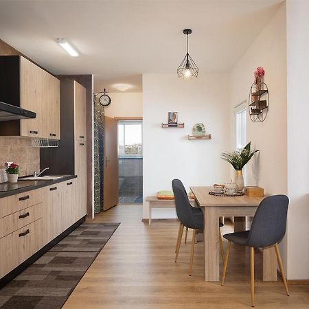 Apartment Little Gallery **** Rovinj Exterior photo